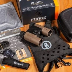 Bushnell Forge™ 10x30 Binoculars