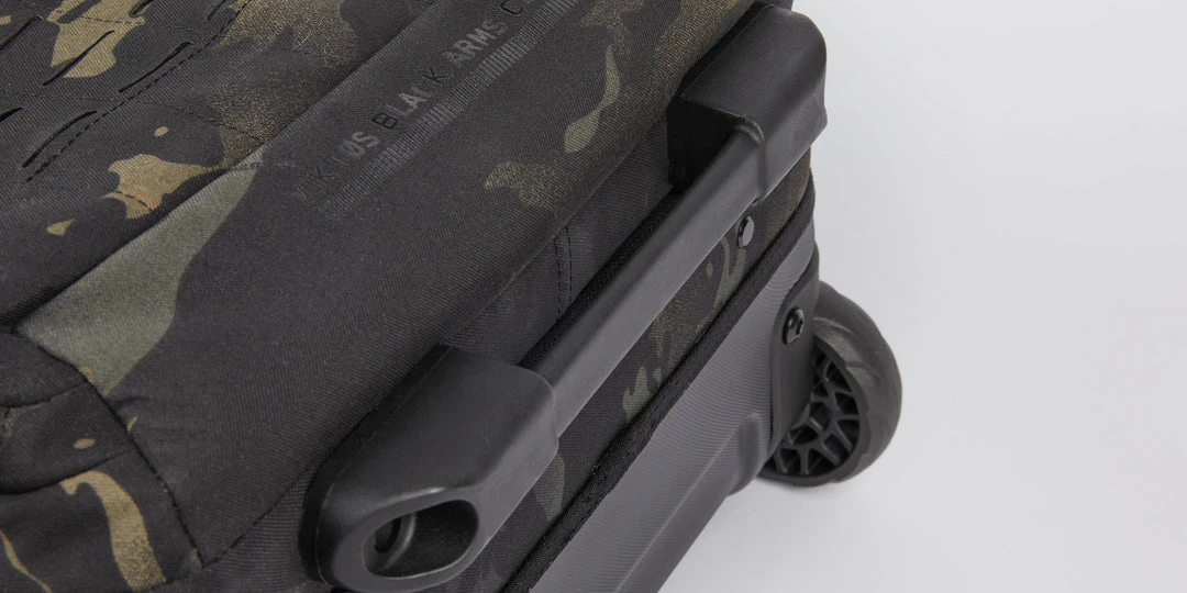 Travel Bags & Luggage Viktos Johnny Combat Wheelie Bag